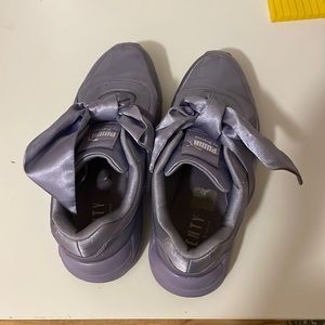Silk Fenty-puma gym shoes